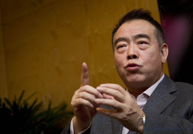 陈雨昂是陈红亲生的吗，陈红儿子陈雨昂（他为何转身就娶小16岁的陈红）