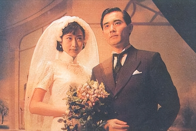 白玫瑰与红玫瑰，白玫瑰和红玫瑰的区别（《红玫瑰与白玫瑰》）