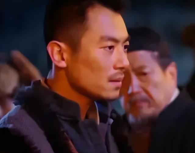 电视剧红高粱的人物关系，电视剧红高粱人物介绍（红高粱：余占鳌为何和恋儿苟合）