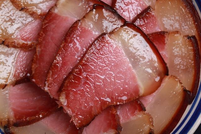 腊月是农历哪一个月，腊月是农历几月（“进了腊月门）