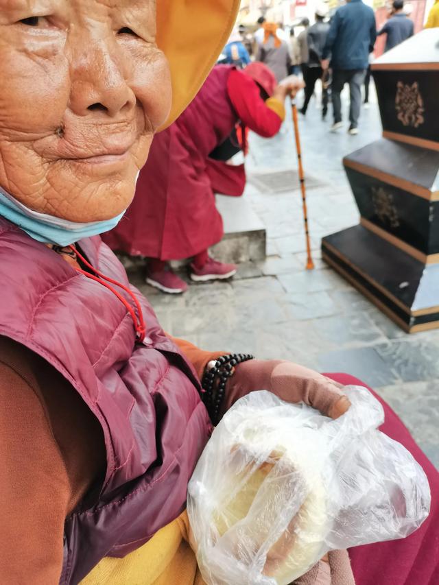 六月十四日是什么日子，6月14日是什么节日（拉萨六月的萨嘎达瓦节：悟道）
