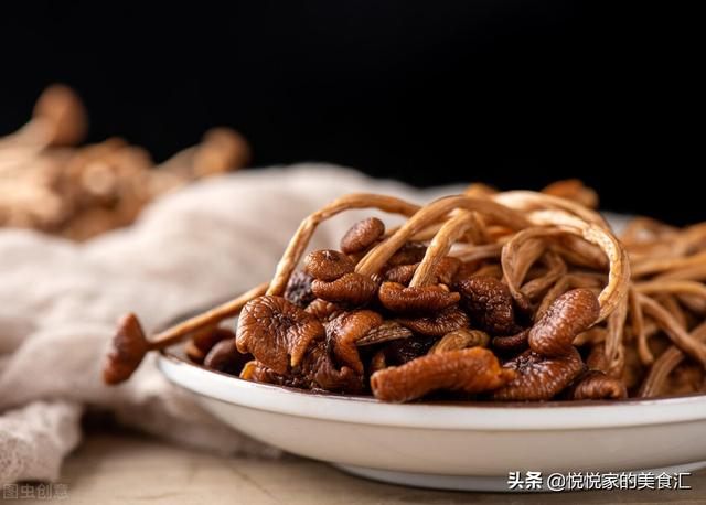 牛蹄筋泡发技巧，过年吃的干货价格都很贵