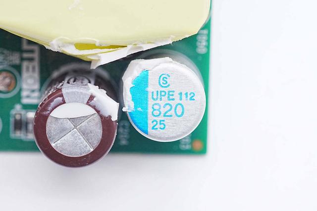 电脑适配器是什么，什么是适配器（拆解联想100W电源适配器看看用料）