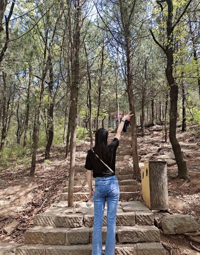 女朋友不让我碰她，女朋友不让碰怎么办（女生同居三年不让碰）