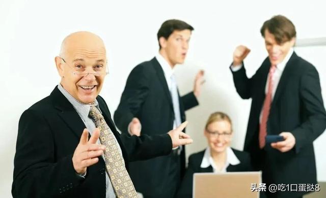人家说谢谢该怎么高情商的回复，如何高情商回复谢谢（高情商的人都用这三招回复）