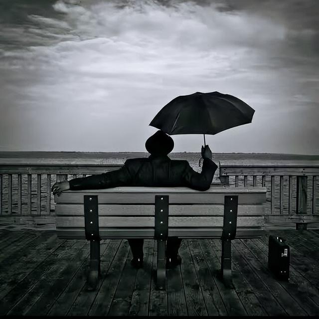 我难过歌词含义，我难过歌词（莫过于在歌曲中找到自己）