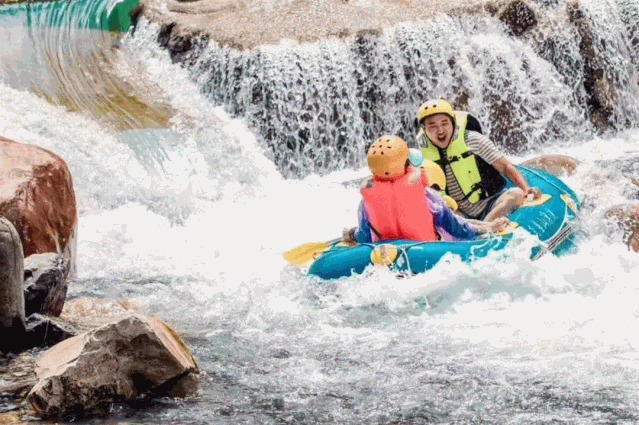 附近游泳馆在哪里最近，天通苑附近哪里有游泳馆（穿丛林越峡谷，比空调屋还凉快）