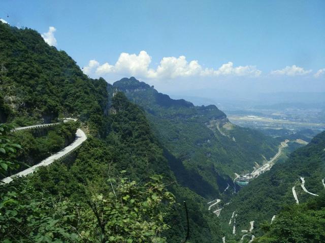 去张家界旅游景点推荐，张家界周边旅游景点推荐（“张家界”不可错过的十大景点）