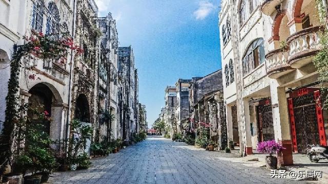 菲菲：表情☞小秃头，微信头像，菲菲：表情☞小秃头（小城买房记：有人终得悠闲安宁）