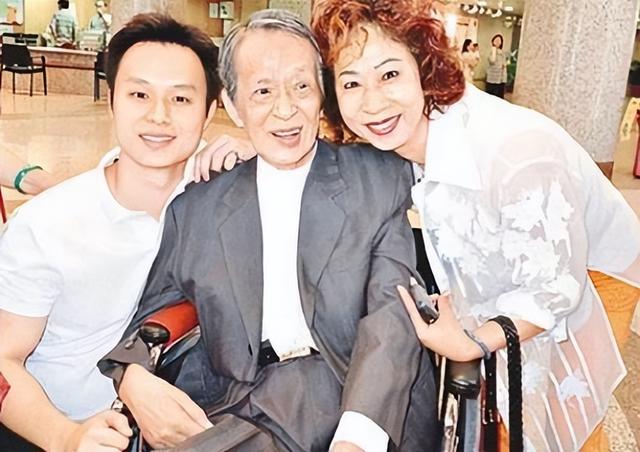 关海山个人资料,关海山个人资料山关之琳(前妻子女为争家产大闹灵堂)