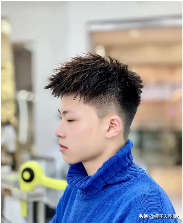 最常见的三种男士发型，没想到这么帅，有你同款吗