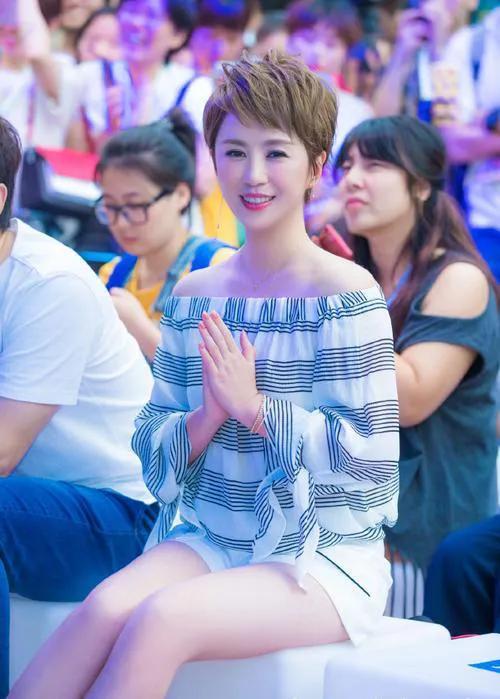 马丽个人资料简介，马丽个人资料孩子（“喜剧女神”马丽）