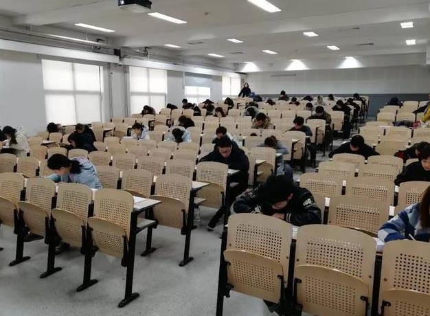 大学英语四级证书(英语四级证书查询)