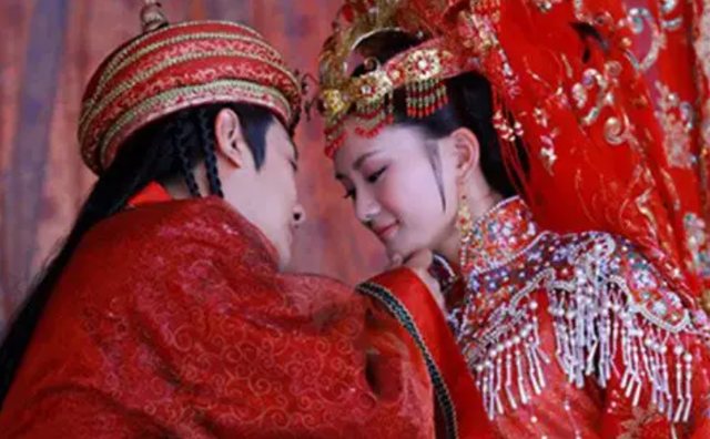王宝钏苦守寒窑十八年，王宝钏为什么苦守寒窑十八年（为何封皇后18天突然去世）