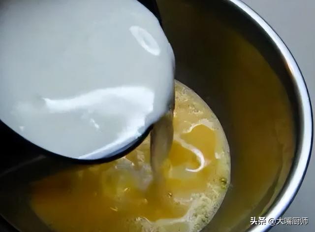 蒸鸡蛋的方法，最简单的蒸鸡蛋的方法（出锅比豆腐脑还嫩）