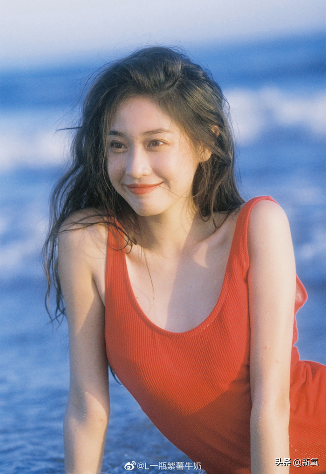 个性妩媚头像女，一点小性感 一点小妩媚微信（随便一张都是会被美少女们拿来做头像的程度）