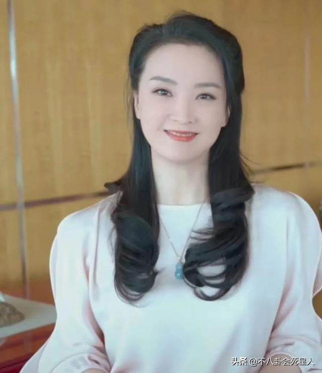 给顶级古装美人前十排名，刘亦菲第三，陈红第一