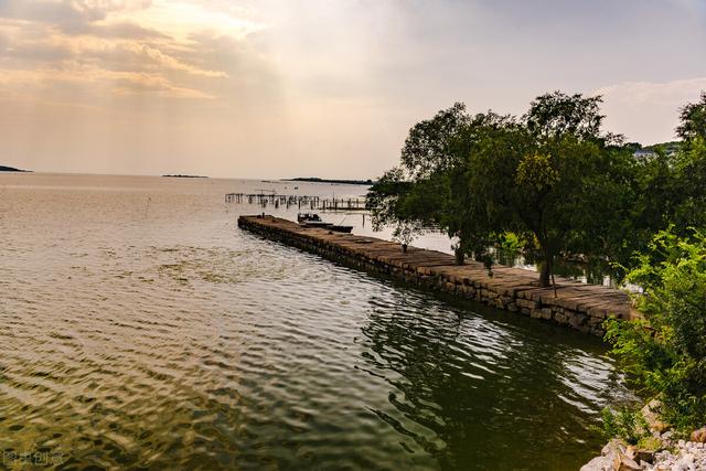 苏州旅游必去景点，苏州景点排名前十（苏州旅游景点有哪些）