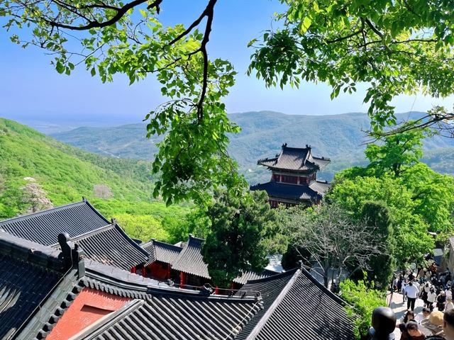 连云港有什么好玩的地方和景点，连云港市十大旅游景点介绍（江苏连云港十五个必玩景点）