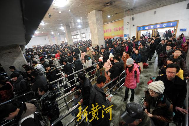 厦门火车站电话，厦门火车站电话（从“挤油油”到“空荡荡”）