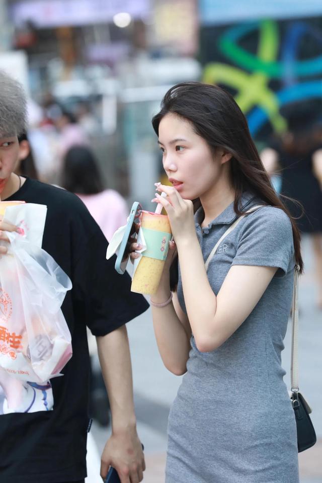 自信的女人最有魅力，自信的女人最有魅力图片（外表的靓丽加上内在的魅力更有吸引力）