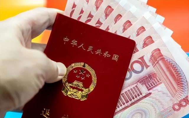 从封面颜色判断职业资格证书等级，职业资格证书颜色和对应等级（退休证分为红绿蓝等不同颜色）