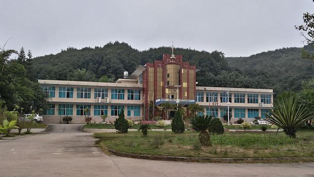 小勐拉属于哪个国家，小勐拉对面是中国哪里（初哥去过那个嘎腰子的缅北）