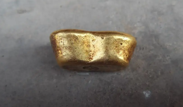 买916黄金亏吗，黄金916比黄金999贵吗（调整后的黄金、足金和铂金价格）