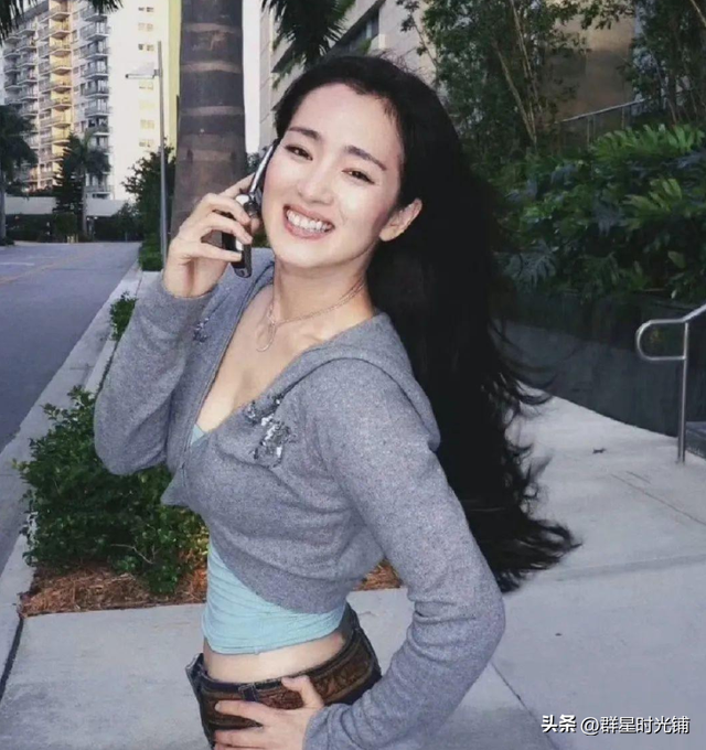 巩俐的气场有多强，看了巩俐林青霞和张敏三人的合照