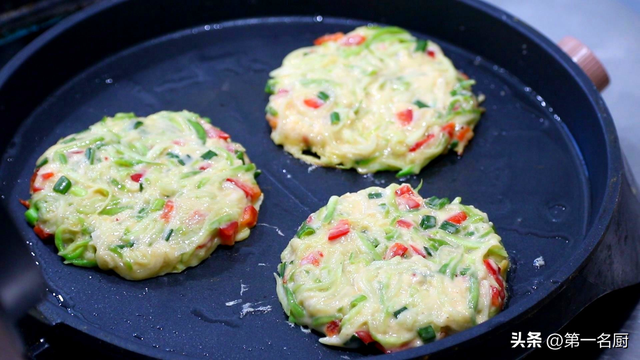 早餐食谱简单快速做法，早餐食谱简单快速做法面条（早餐少吃包子、油条）