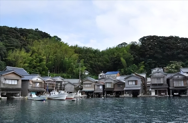 去日本旅游，去日本旅游需要什么手续和证件（日本最值得去的7个小众旅游地）