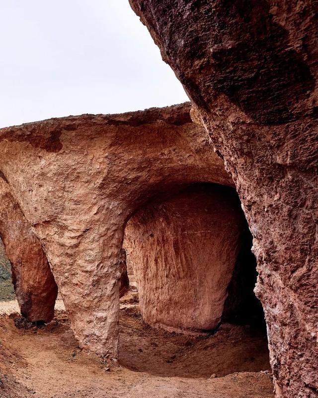 石上纯也的作品有哪些，石上纯也新作：洞穴餐厅与住宅