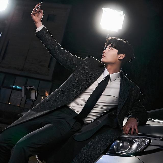 李钟硕演的视剧，李钟硕演过的所有电视剧（演活一个“朴修夏”就够了）