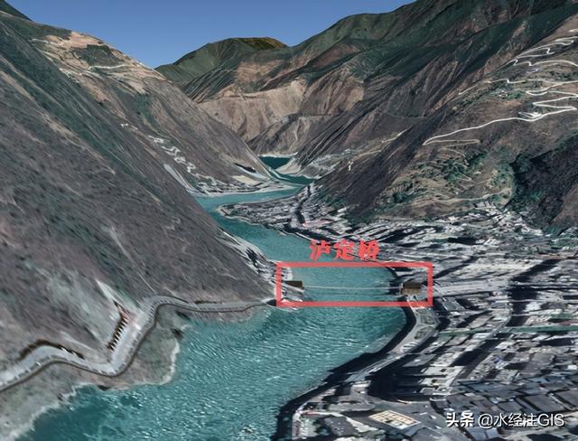 泸定桥在哪条河上，泸定桥在什么河上（康熙钦命修建的泸定桥）