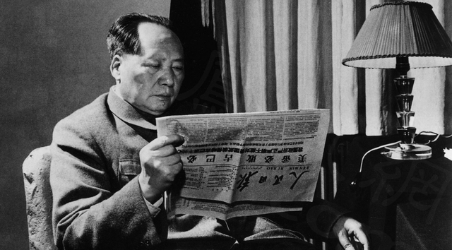社会黑纸白字图片，白纸黑字图片（1976年天安门毛泽东画像披上黑纱）