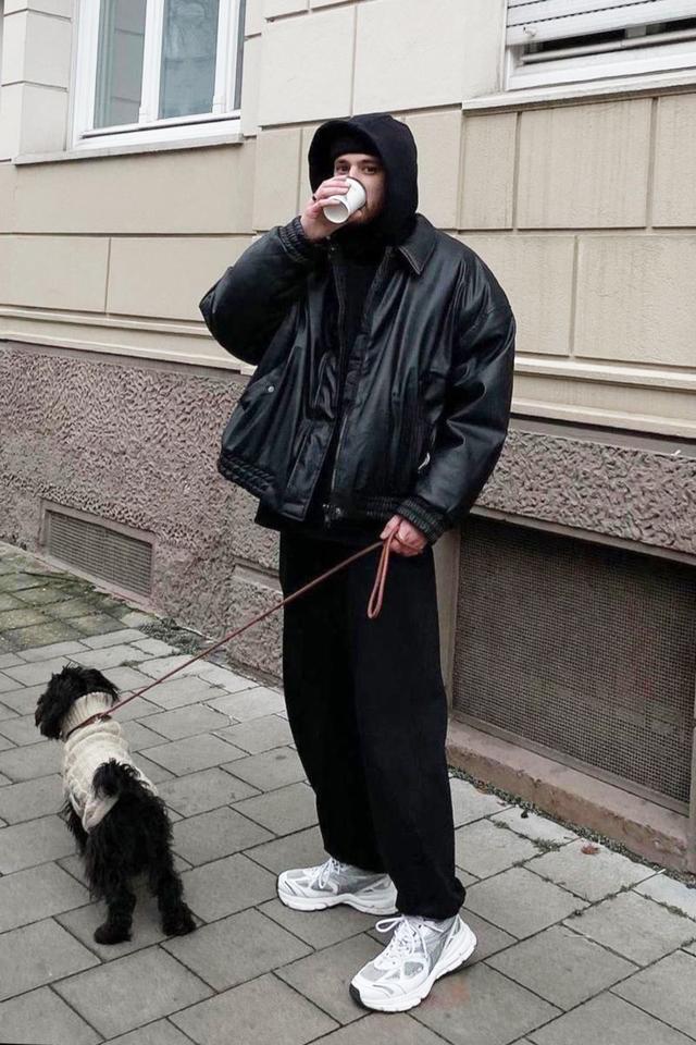 适合男生的穿衣风格有哪些，男生衣服穿搭有哪些风格（一直是时尚圈的主流）