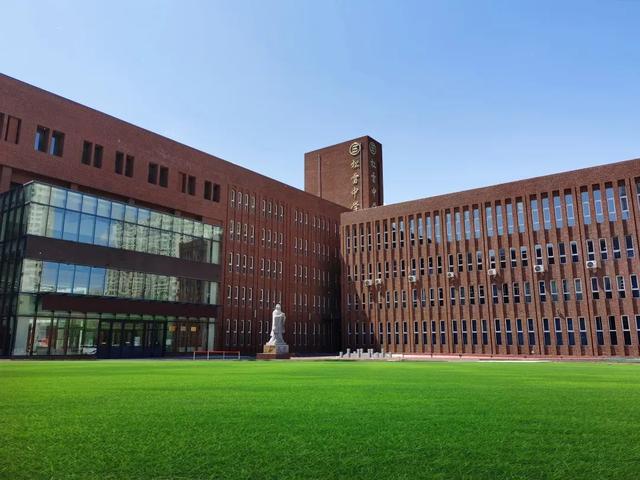 哈尔滨私立学校,哈尔滨远东理工学院是私立学校还是公办的?