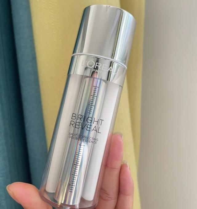 雅诗兰黛小棕瓶成分，雅诗兰黛小棕瓶成分是什么（SK2小灯泡、雅诗兰黛小棕瓶和兰蔻小黑瓶怎么选）