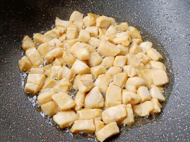 宫保鸡丁的制作方法，宫保鸡丁的制作方法视频