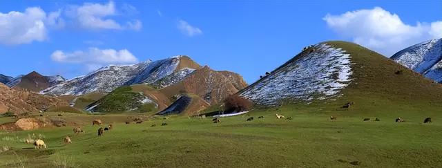 新疆的三大山是哪些，新疆有名的三座山（新疆有座连绵的大山）