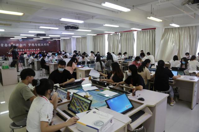 海南工商职业学院，海南专科排名前十的学校（全省职业院校企业经营管理技能大赛工商学院开赛）