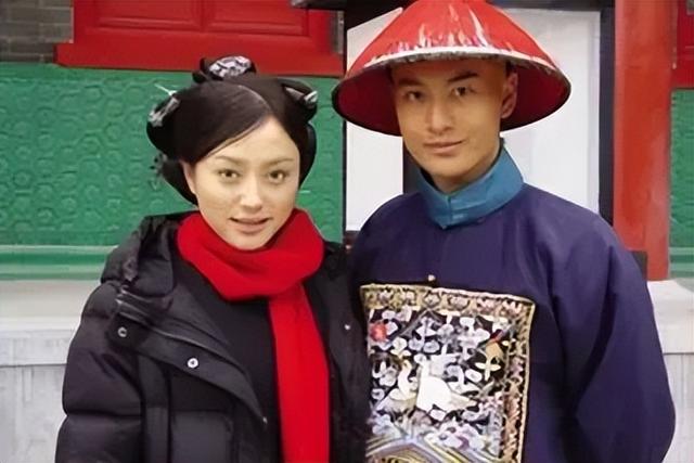 苏有朋和秦岚一起演的电视剧叫什么名字，苏有朋和秦岚的电视剧有哪些（“隐形富婆”秦岚）