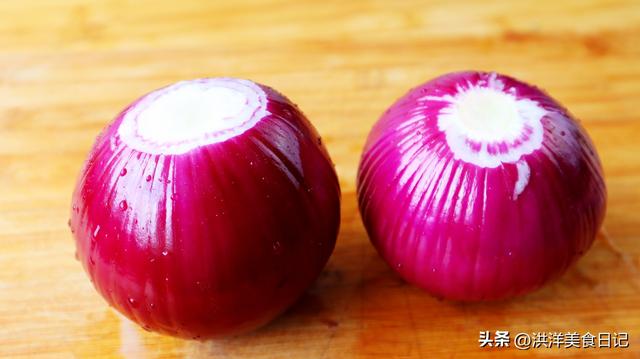 葱头怎么腌制好吃，腌制小葱头——美味的下饭咸菜（洋葱别总炒着吃了）
