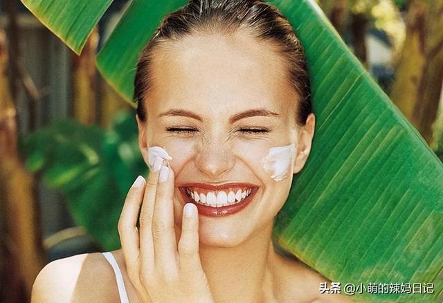 先打底还是防晒，正确的化妆先后顺序防晒（夏天涂防晒牢记这“3不要”）