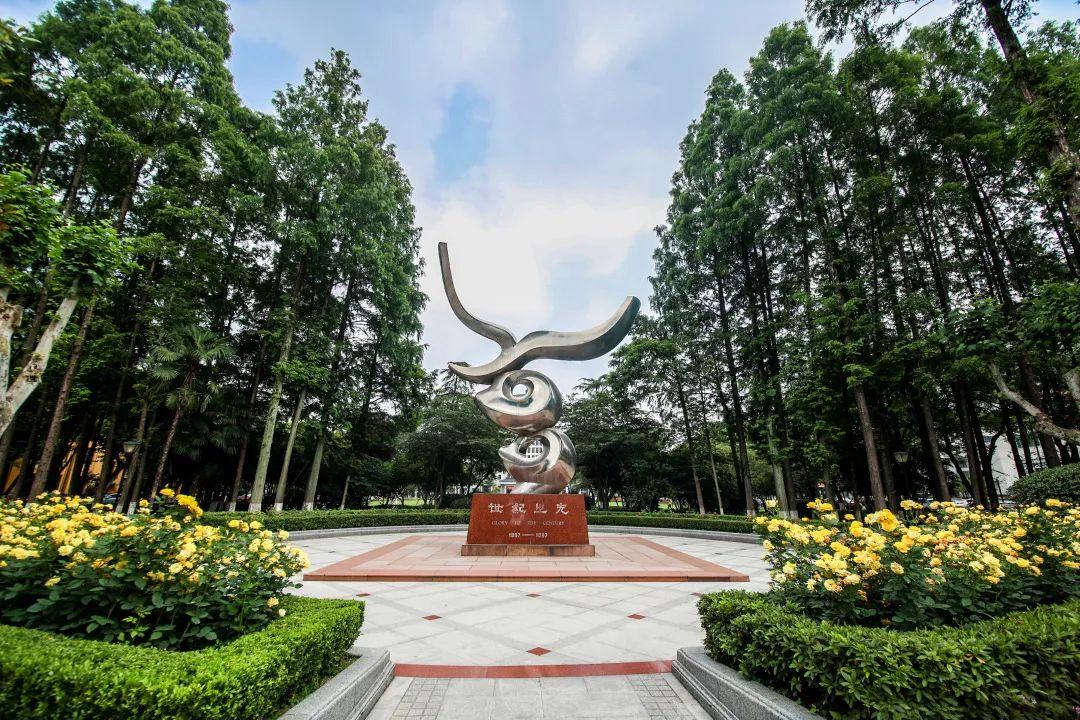 浙江大学主校区(浙江大学各个校区简介)