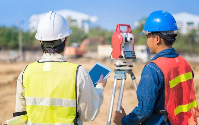 土木工程就业方向及前景，土木工程专业就业前景好不好（土木工程专业，哪个方向最吃香）