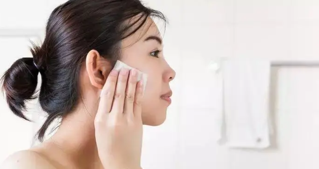 口碑最好十大精华水，精华水排名前十名推荐（这5款高质量“国货精华水”）