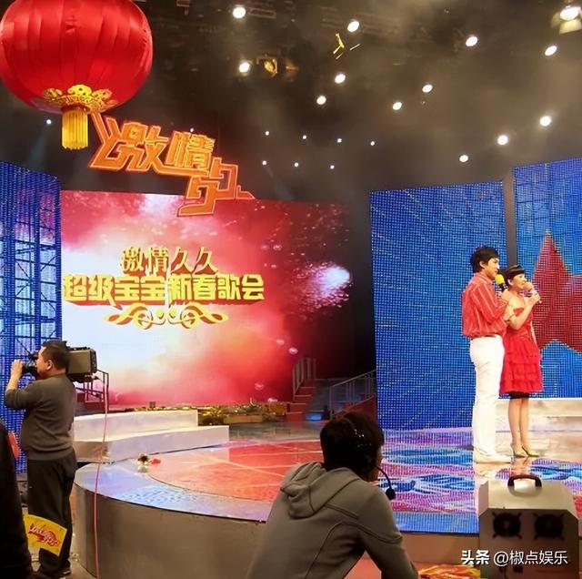 河北主持人方琼简介，闪婚嫁大8岁副台长