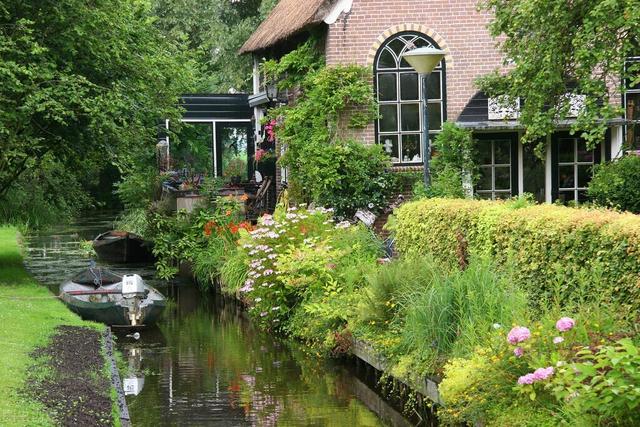 瑞士属于哪个国家，瑞士是哪个国家（他们的关系是如何演变的）