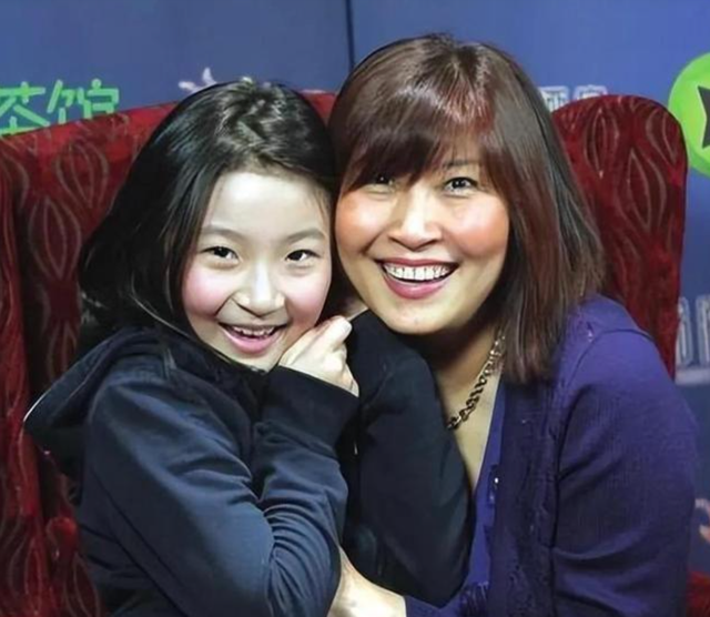 姜文前妻桑德琳，姜文的前妻（给“《浪姐3》中情史复杂的十位姐姐”排名）